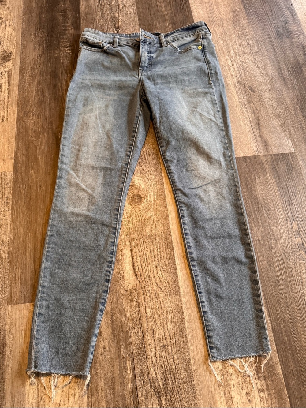 Lucky Brand Light Blue Skinny Jeans with Raw Hem